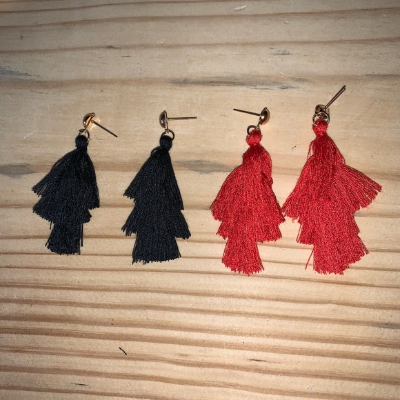 Jewelry - Lot of 2 tassel earnings!